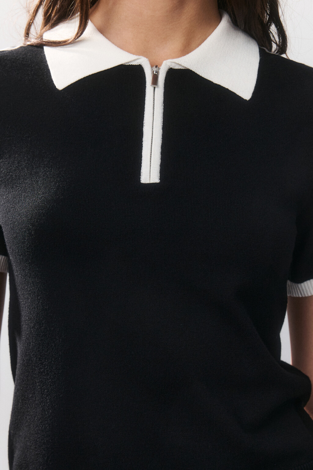 Футболка-поло вязаная с молнией - цвет черный - 5