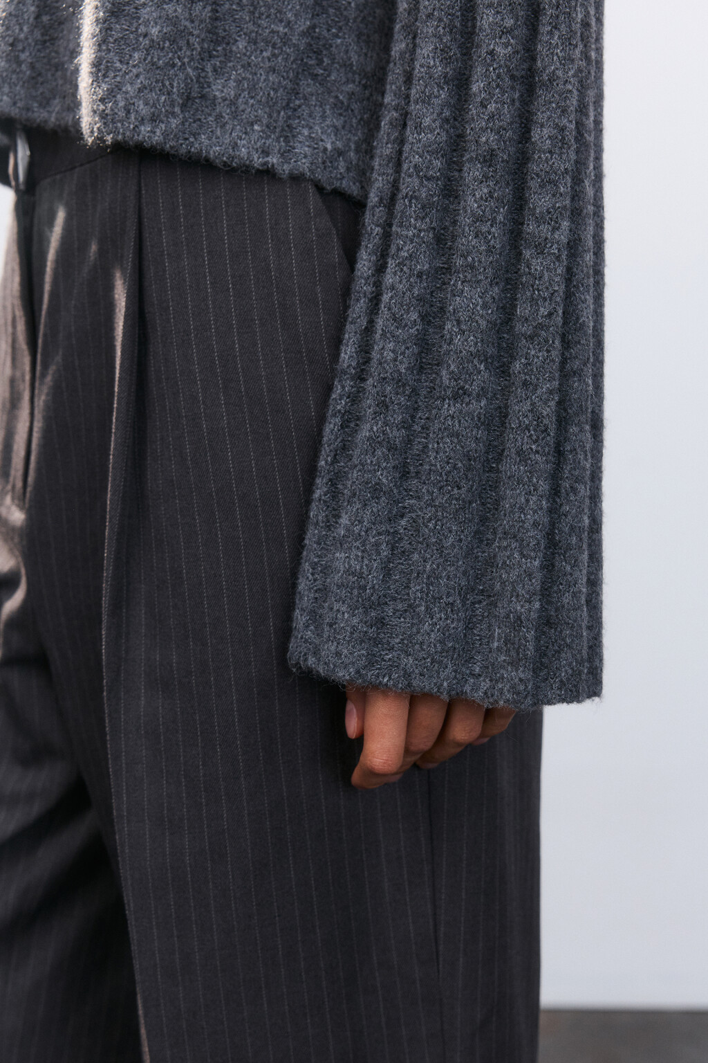 Джемпер вязаный с шерстью - цвет серый - 14