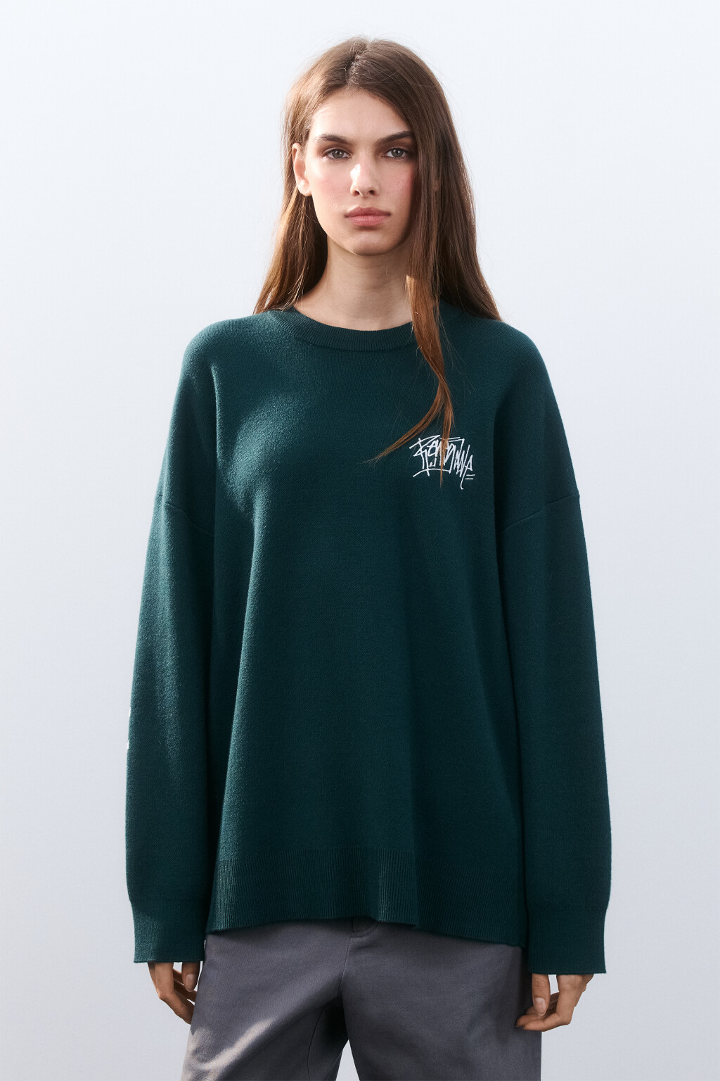 Джемпер вязаный с вышивкой и принтом - цвет зеленый - 2