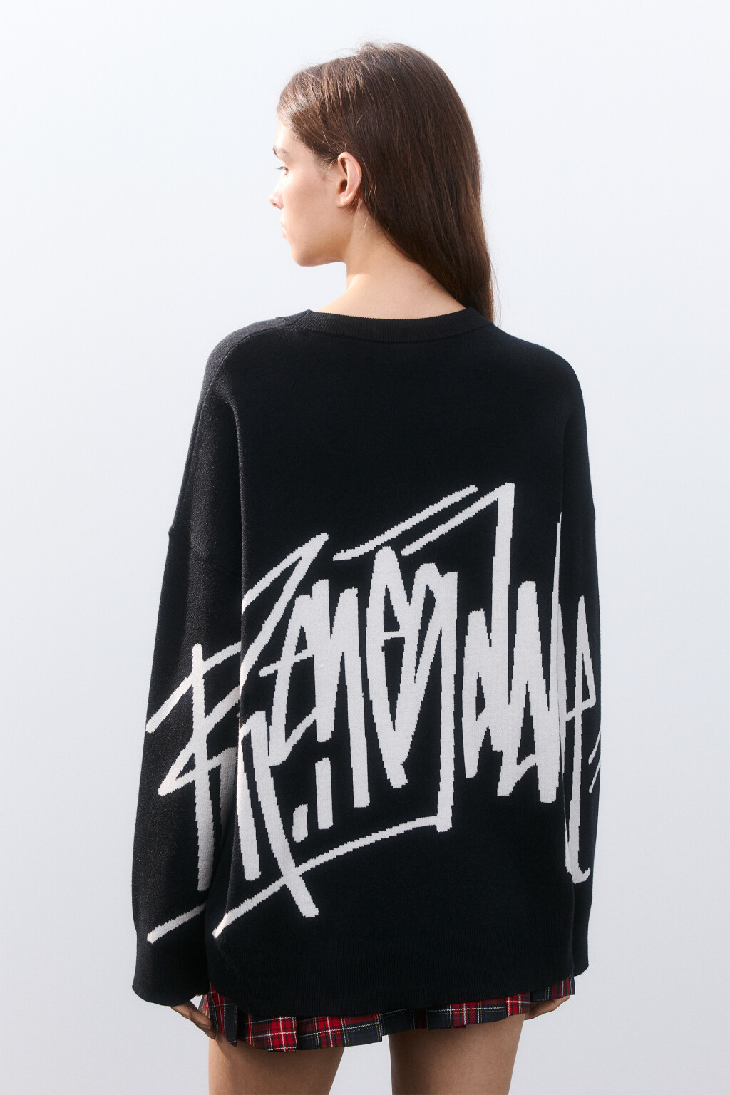 Джемпер вязаный с вышивкой и принтом - цвет черный - 3