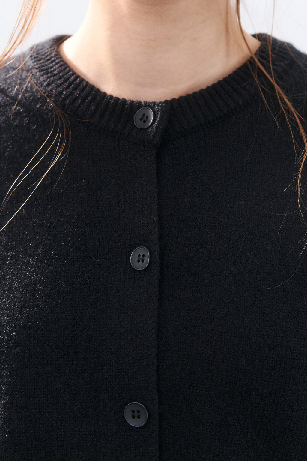 Кардиган на пуговицах с вышивкой - цвет черный - 5