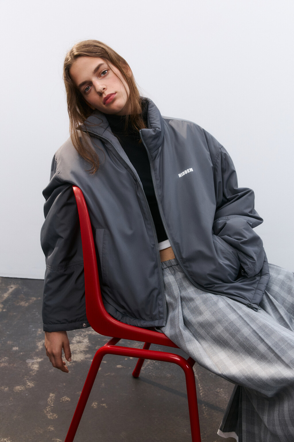 Куртка короткая на утеплителе - цвет серый - 1