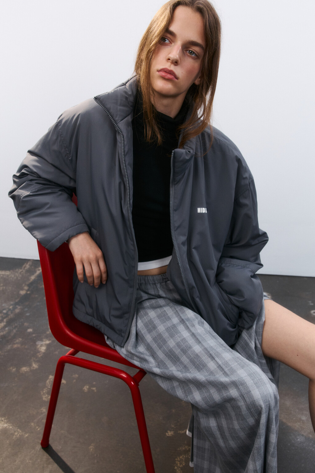 Куртка короткая на утеплителе - цвет серый - 2