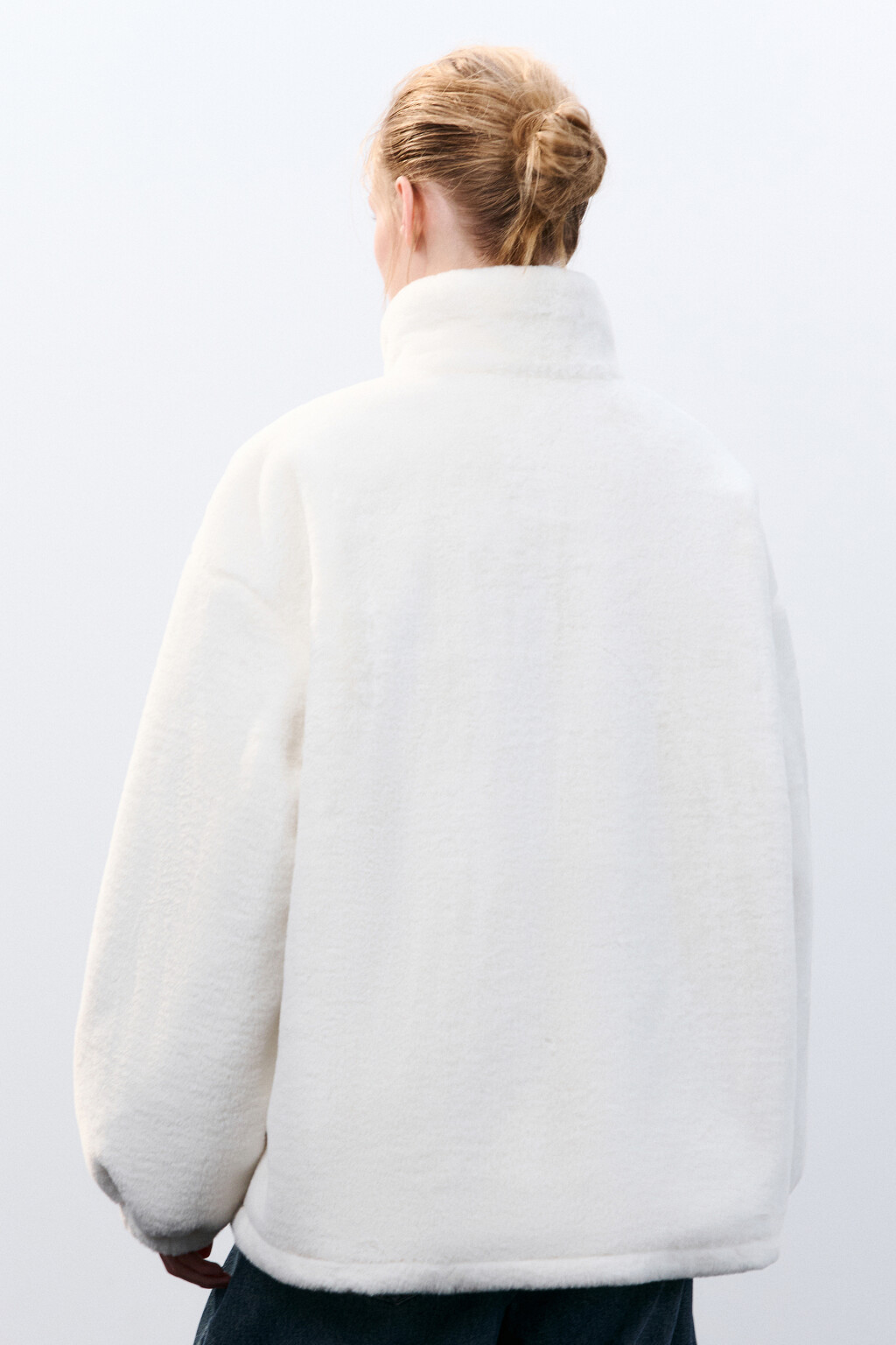 Куртка плюшевая на утеплителе - цвет молочный - 3