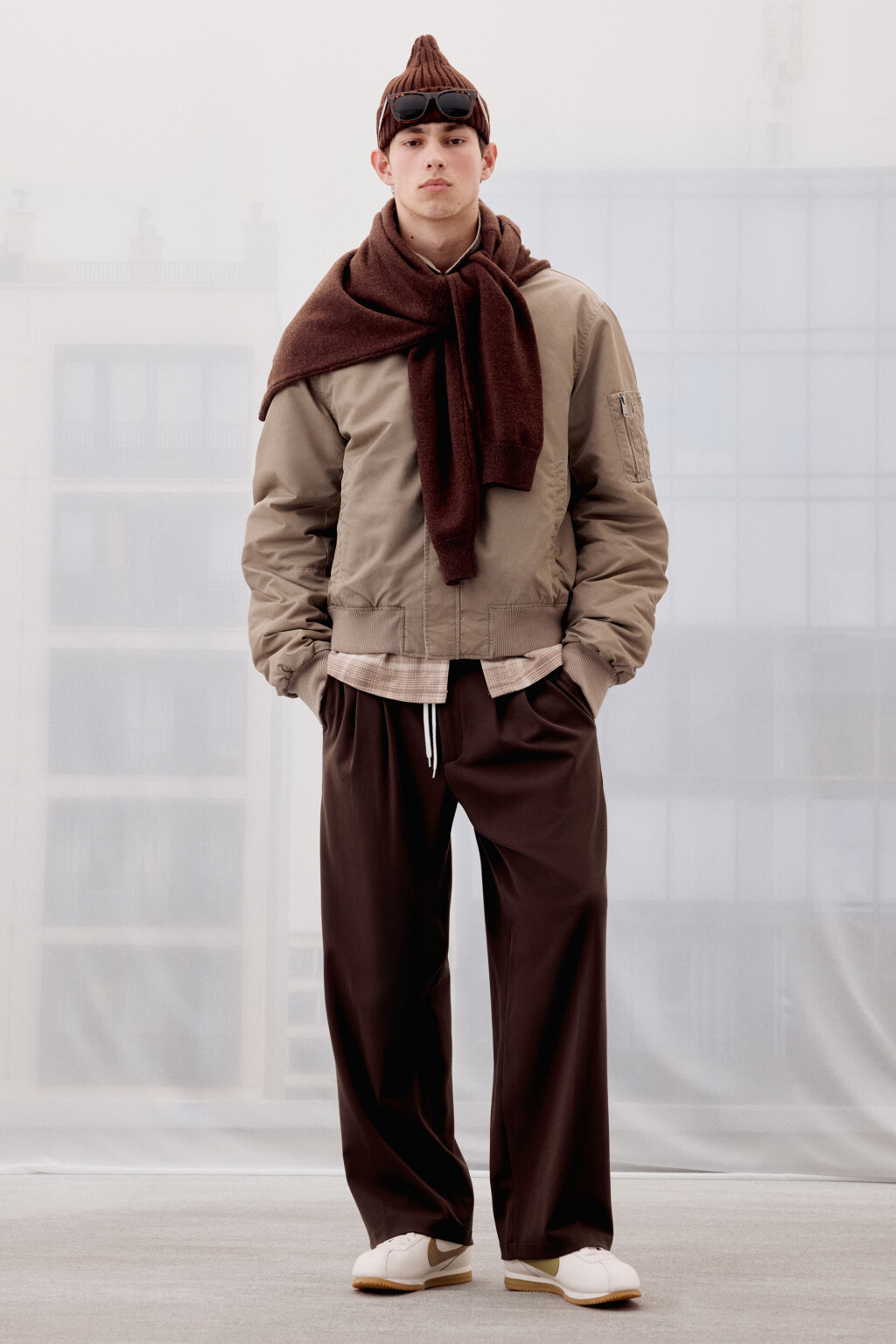 Куртка-бомбер с отложным воротником - цвет коричневый - 11