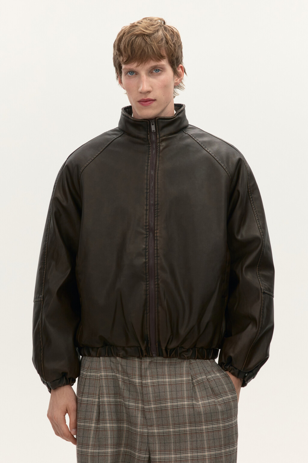 Куртка-бомбер с вареным эффектом - цвет коричневый - 3