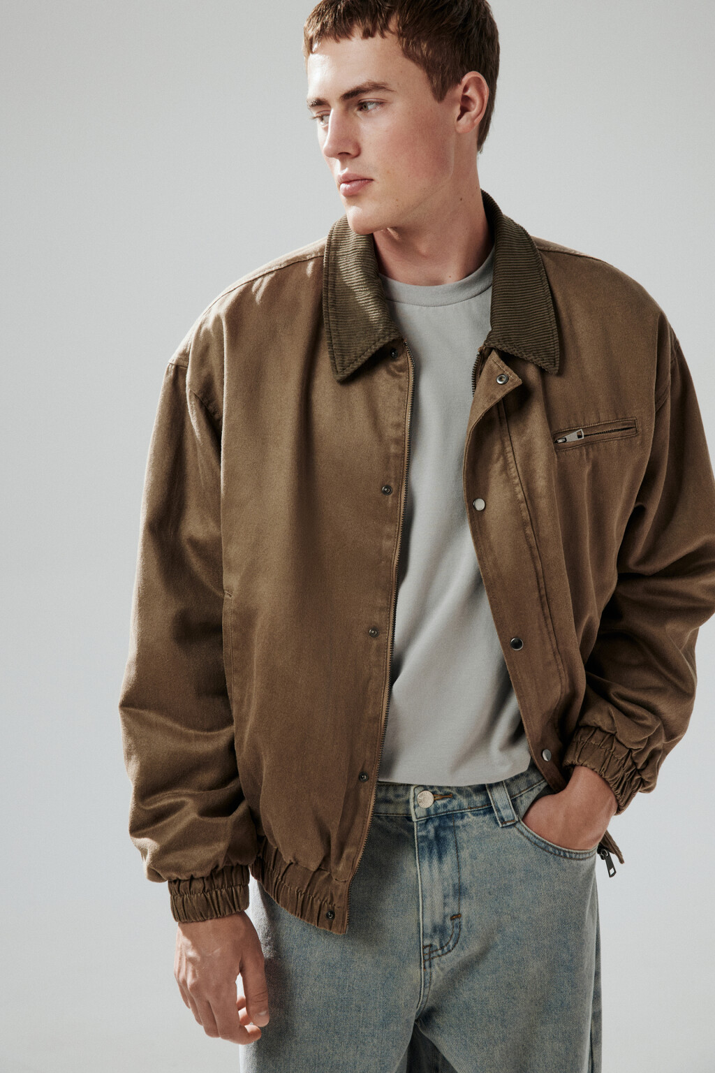 Куртка-бомбер с вареным эффектом - цвет коричневый - 2