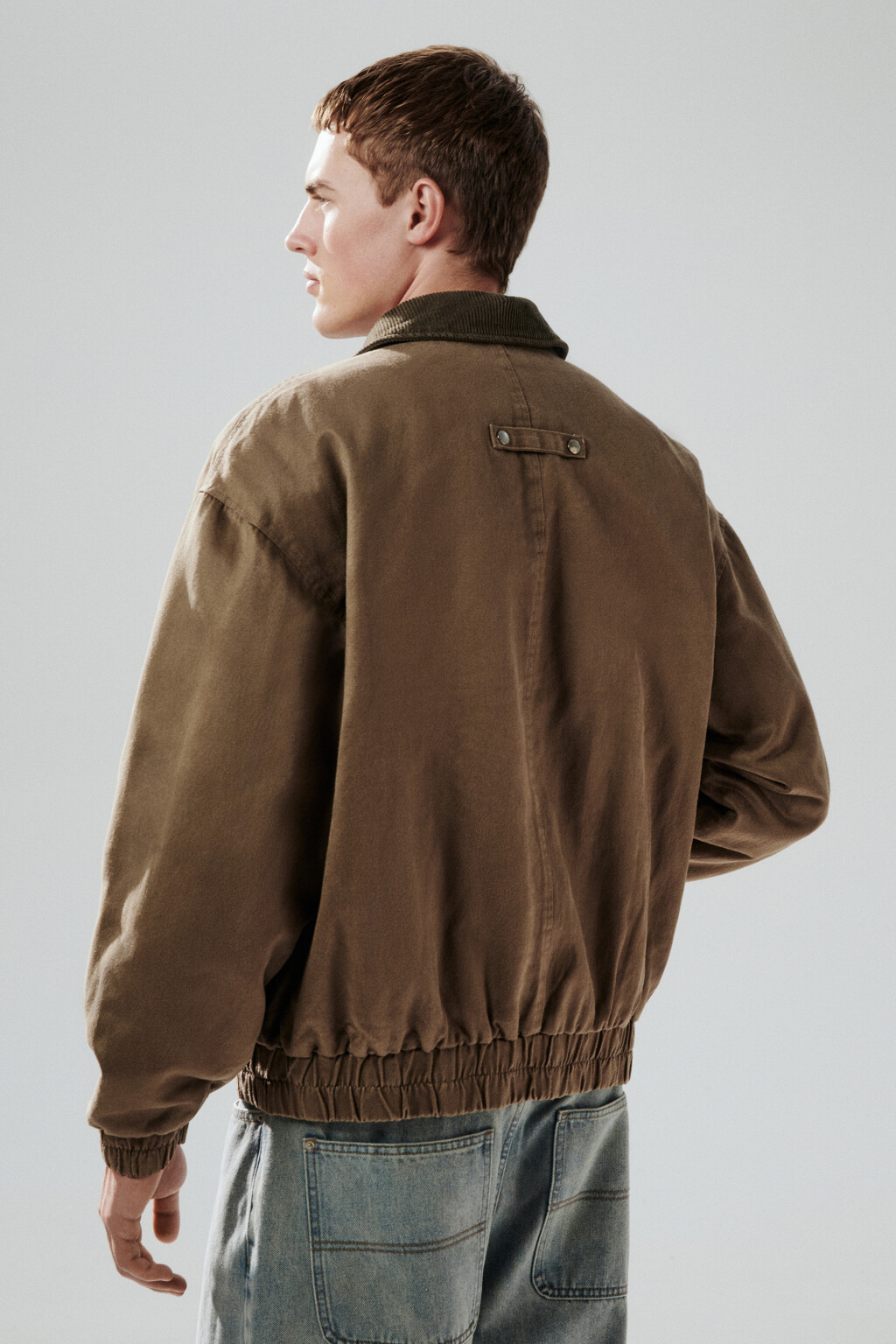 Куртка-бомбер с вареным эффектом - цвет коричневый - 4