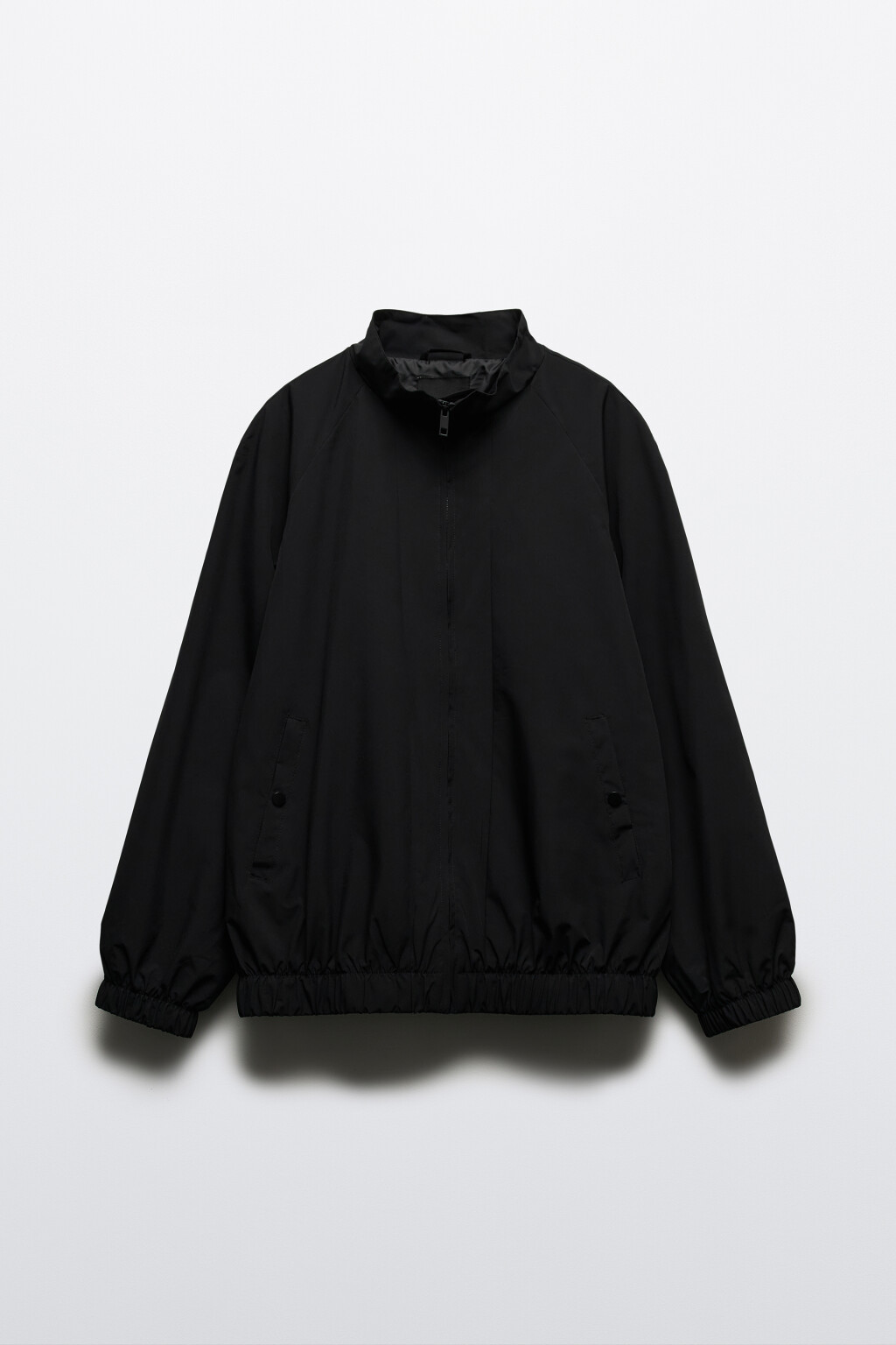 Куртка-ветровка на молнии - цвет черный - 8
