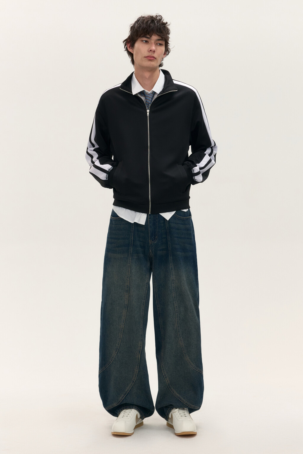 Куртка-олимпийка с лампасами - цвет черный - 5