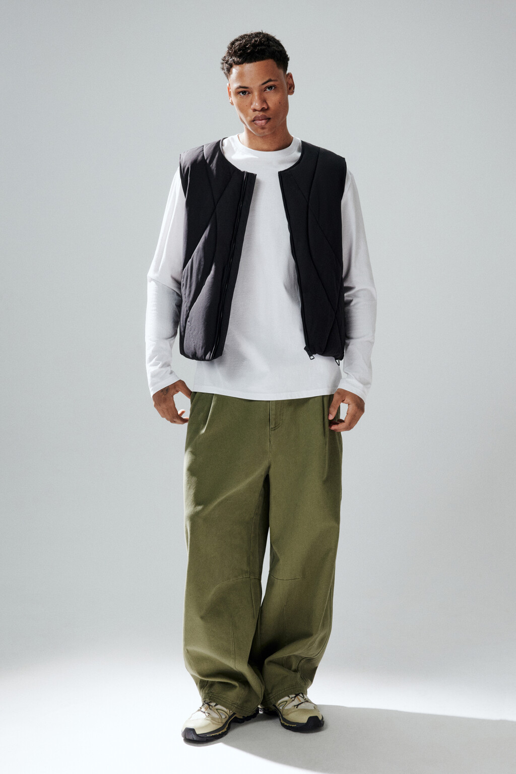 Жилет стеганый утепленный - цвет черный - 4