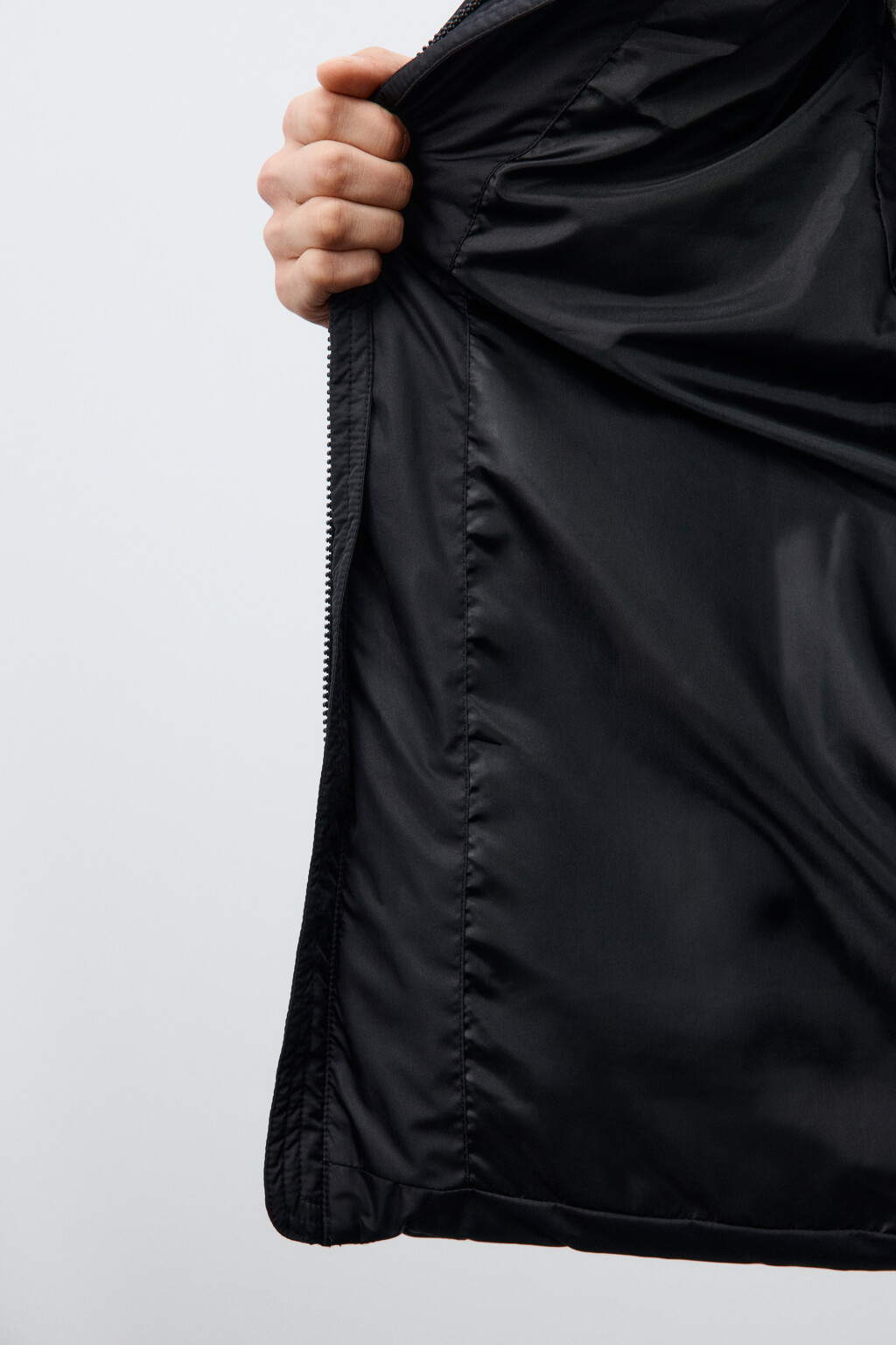 Жилет стеганый на утеплителе - цвет черный - 8