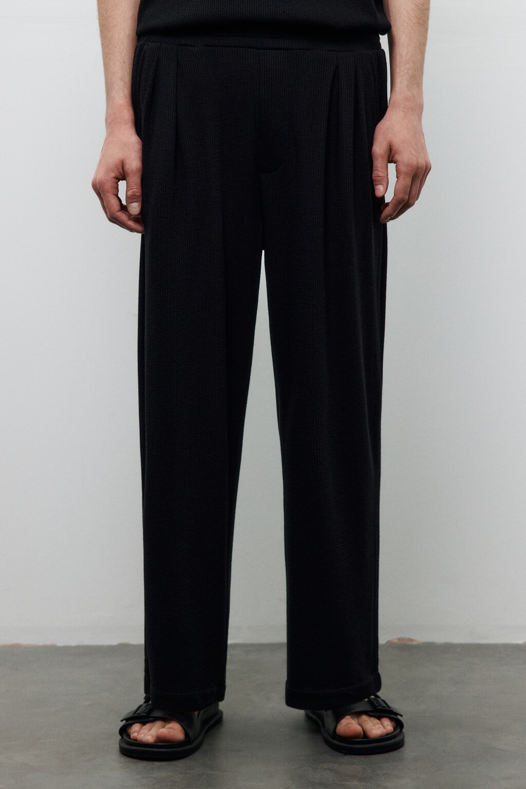 Брюки прямые с поясом на завязках - цвет черный - 3