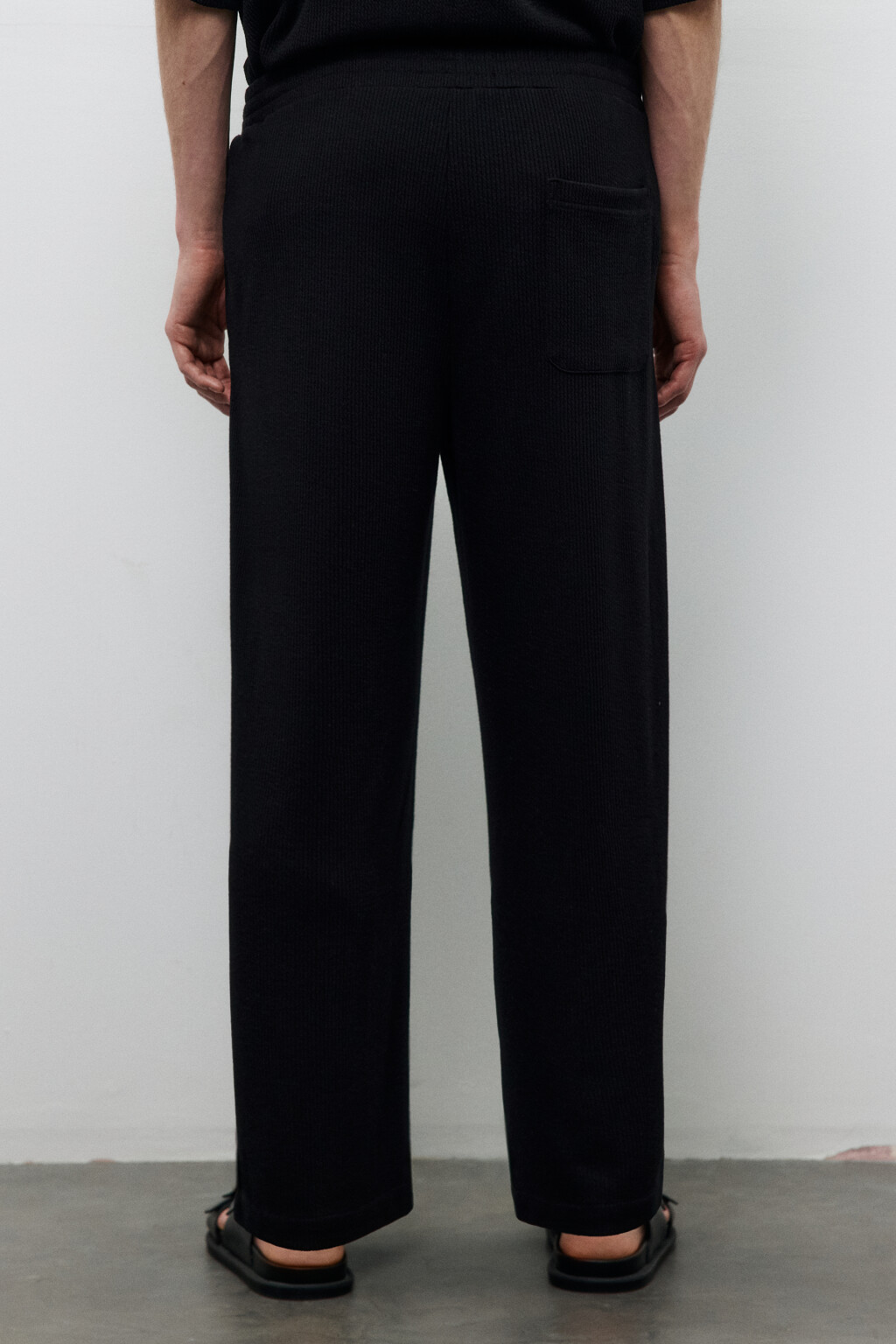 Брюки прямые с поясом на завязках - цвет черный - 4