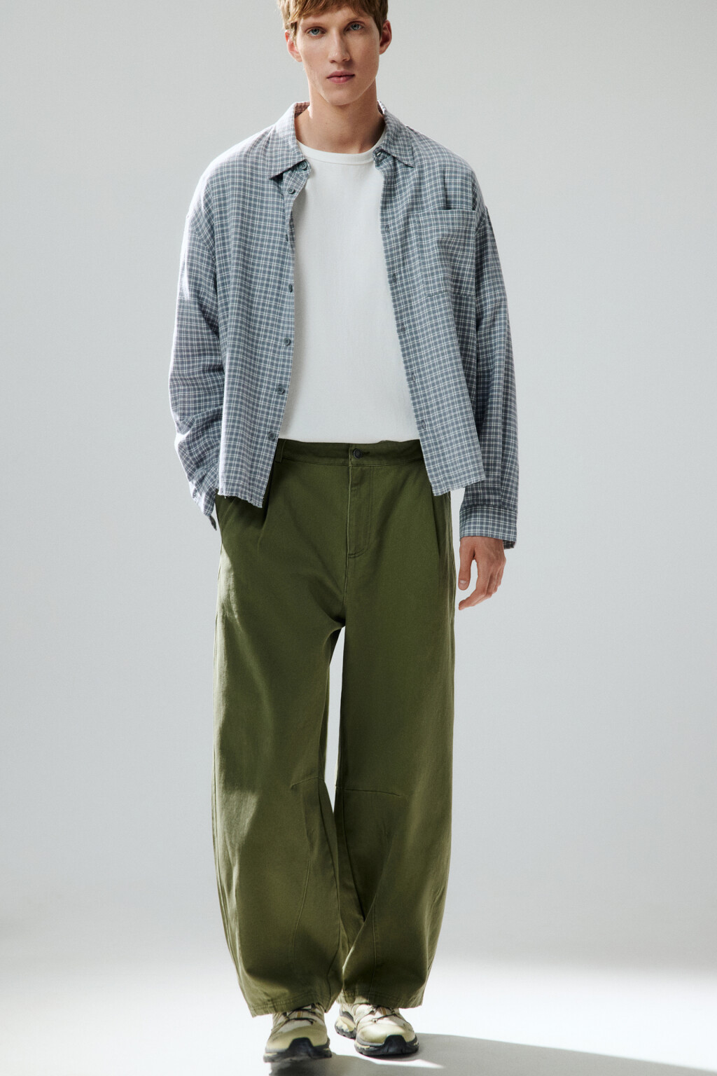 Брюки широкие со вшитым ремешком - цвет зеленый - 1