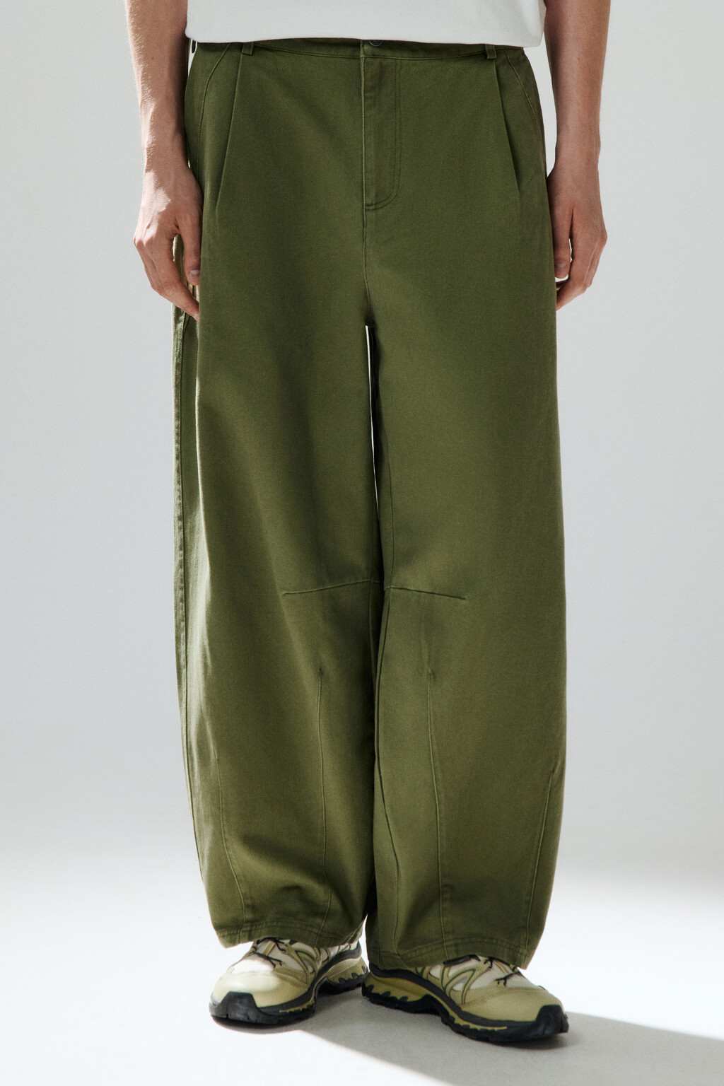 Брюки широкие со вшитым ремешком - цвет зеленый - 2