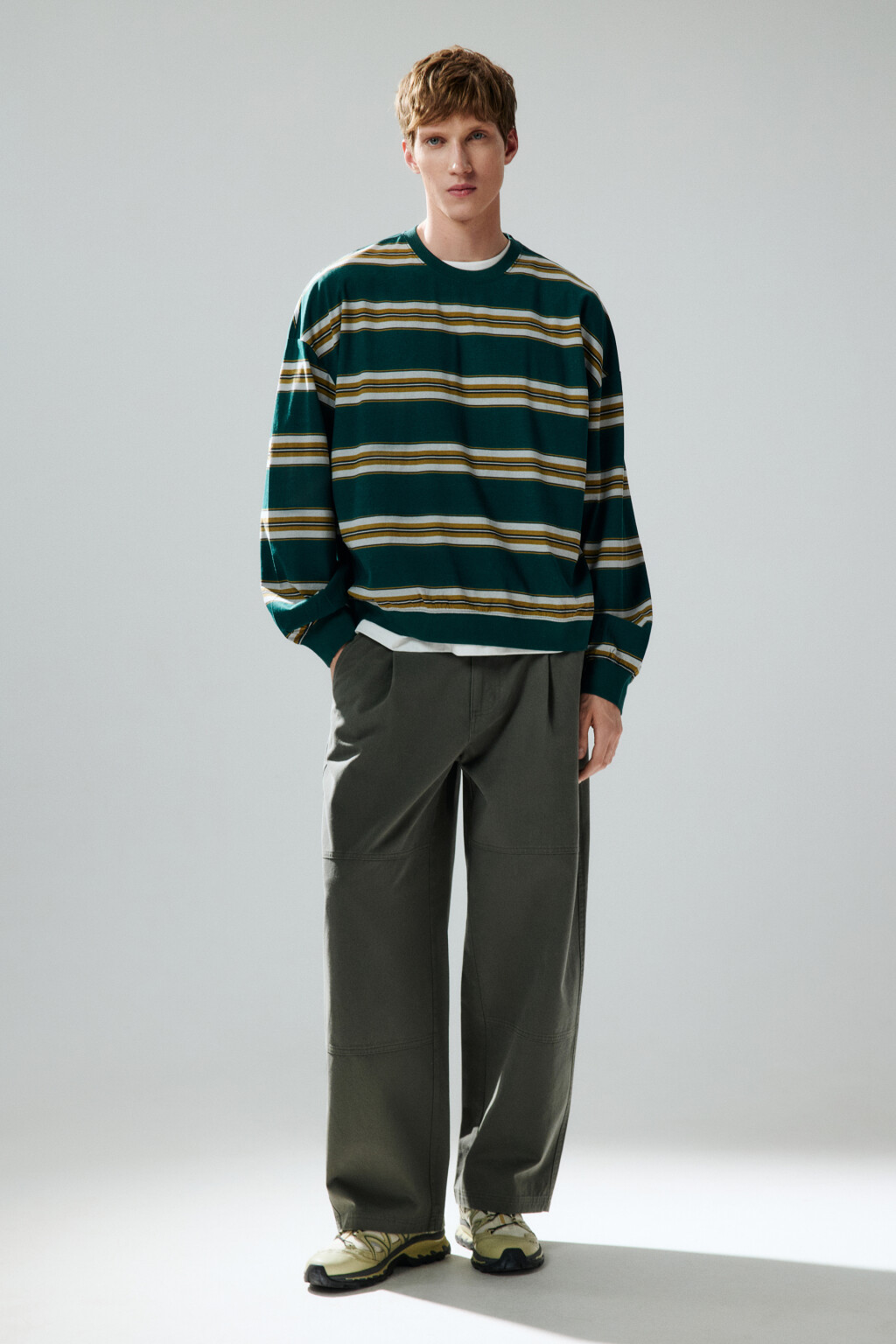 Брюки широкие из хлопкового текстиля - цвет зеленый - 4