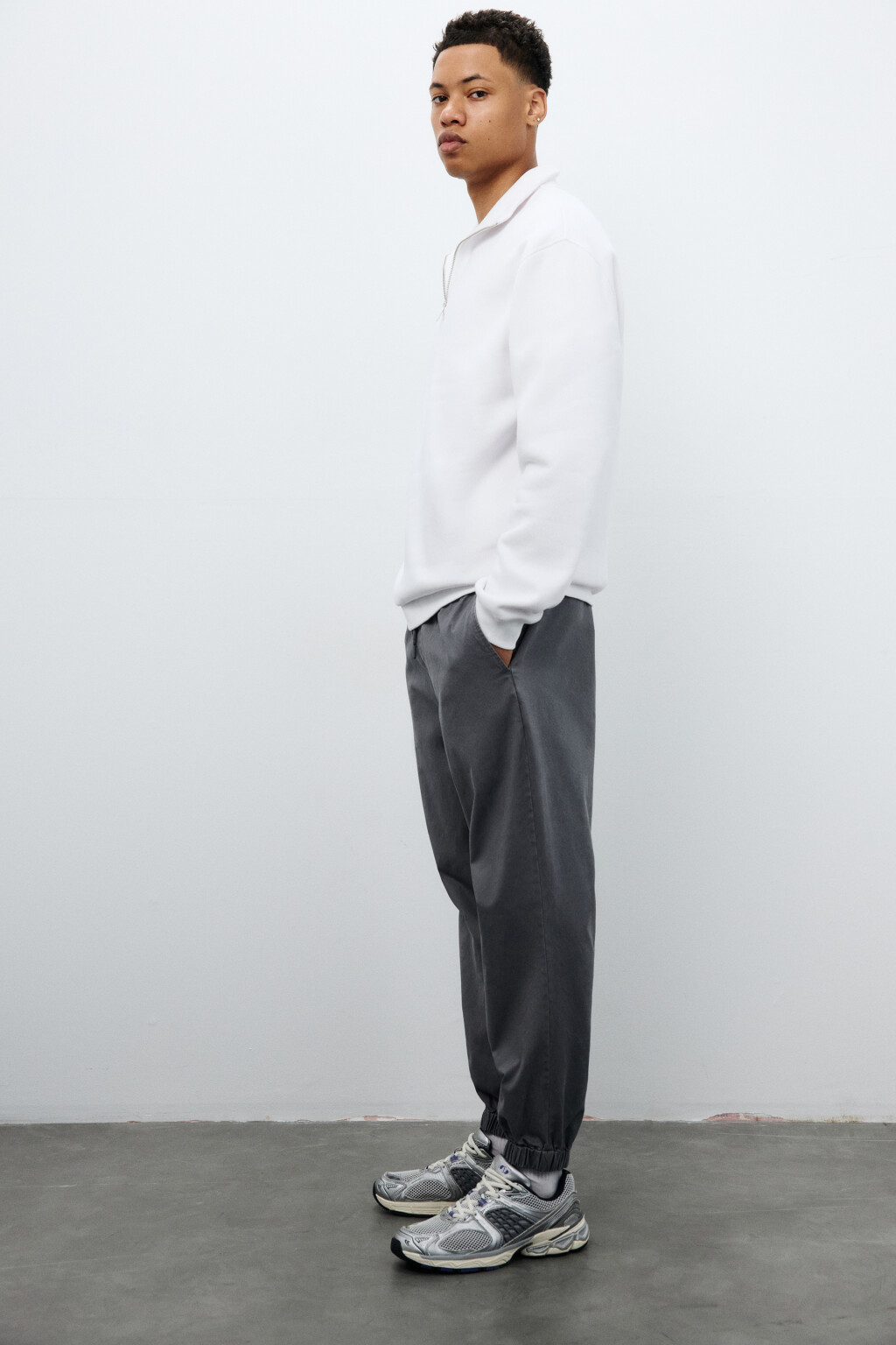 Брюки-джоггеры из хлопкового текстиля - цвет серый - 1