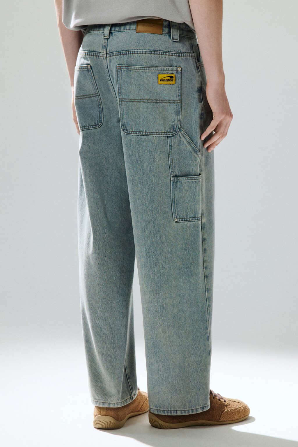 Джинсы широкие с вареным эффектом - цвет голубой - 3