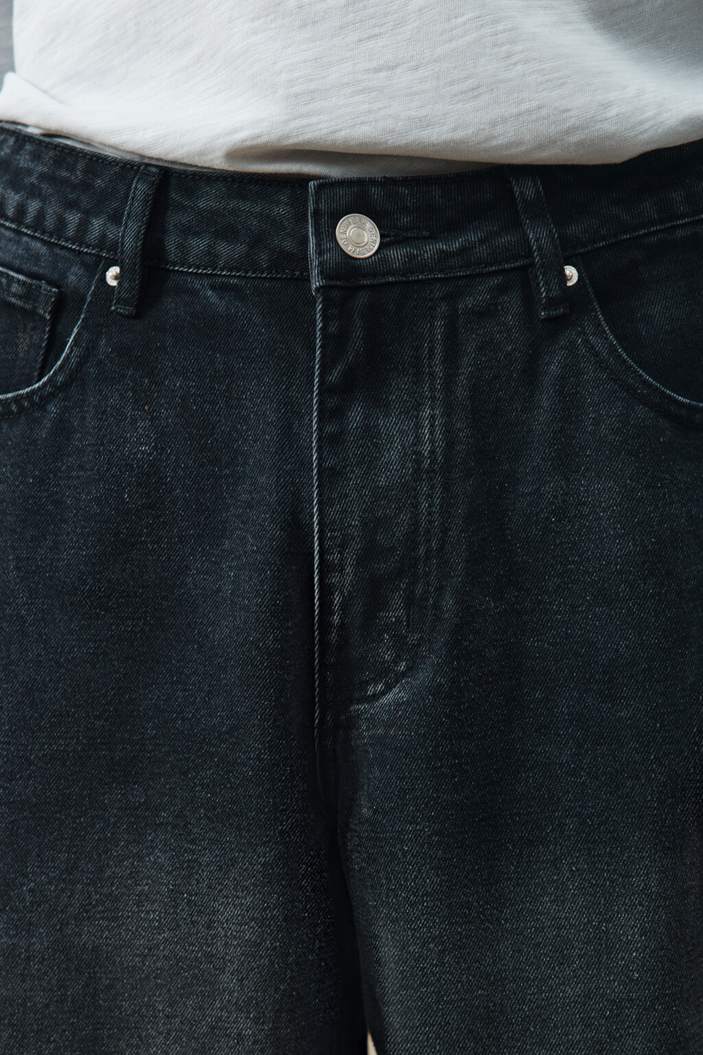 Джинсы baggy fit с декоративной петлей - цвет черный - 7