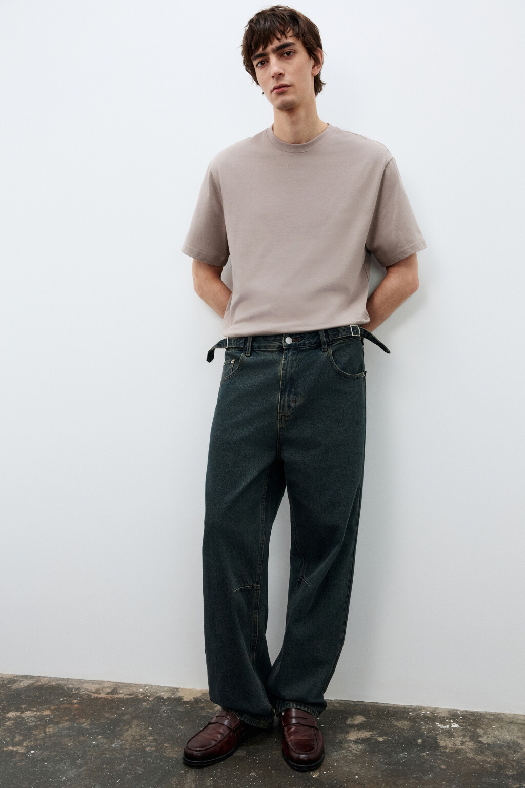 Джинсы прямые со вшитым ремешком - цвет серый - 1