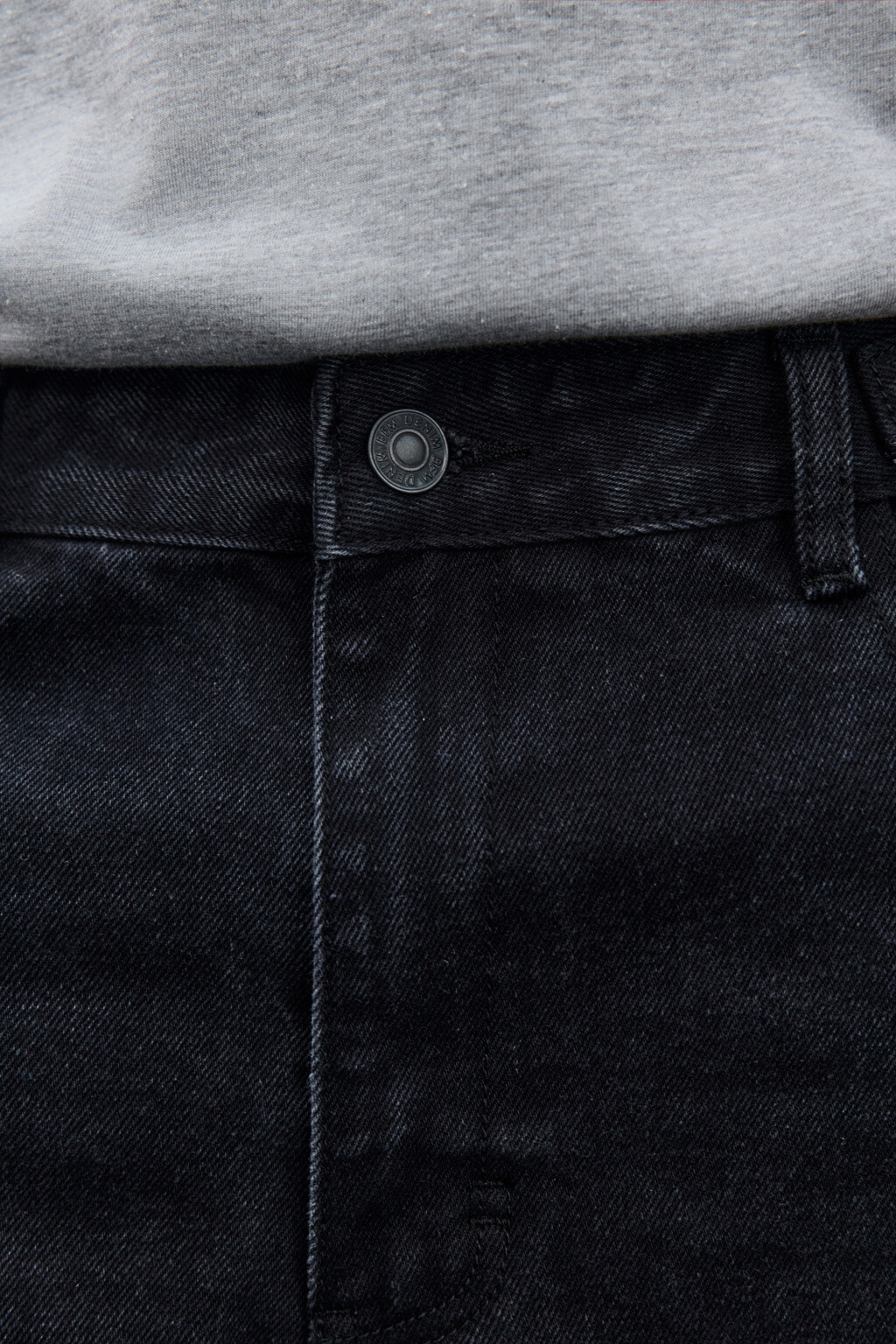 Джинсы прямые со вшитым ремешком - цвет черный - 5