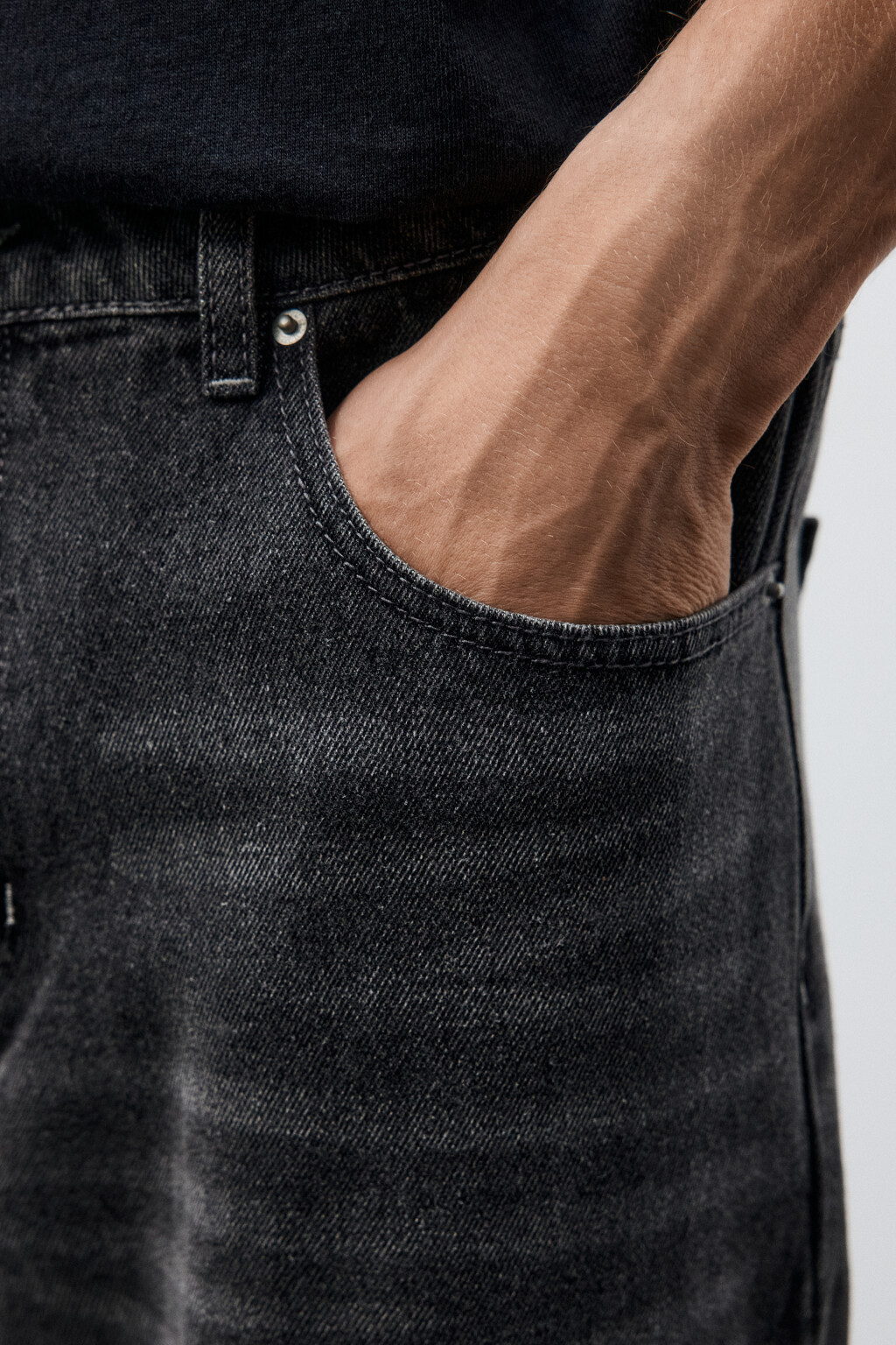 Джинсы зауженные с вареным эффектом - цвет серый - 6