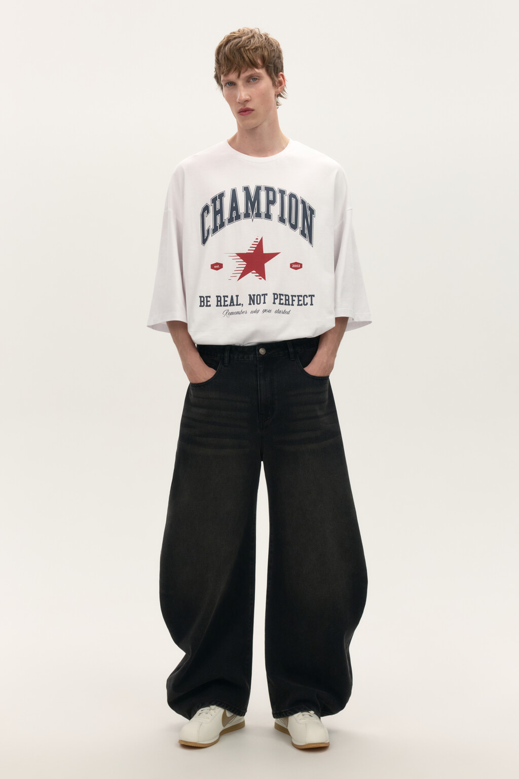 Джинсы широкие в форме подковы - цвет черный - 4