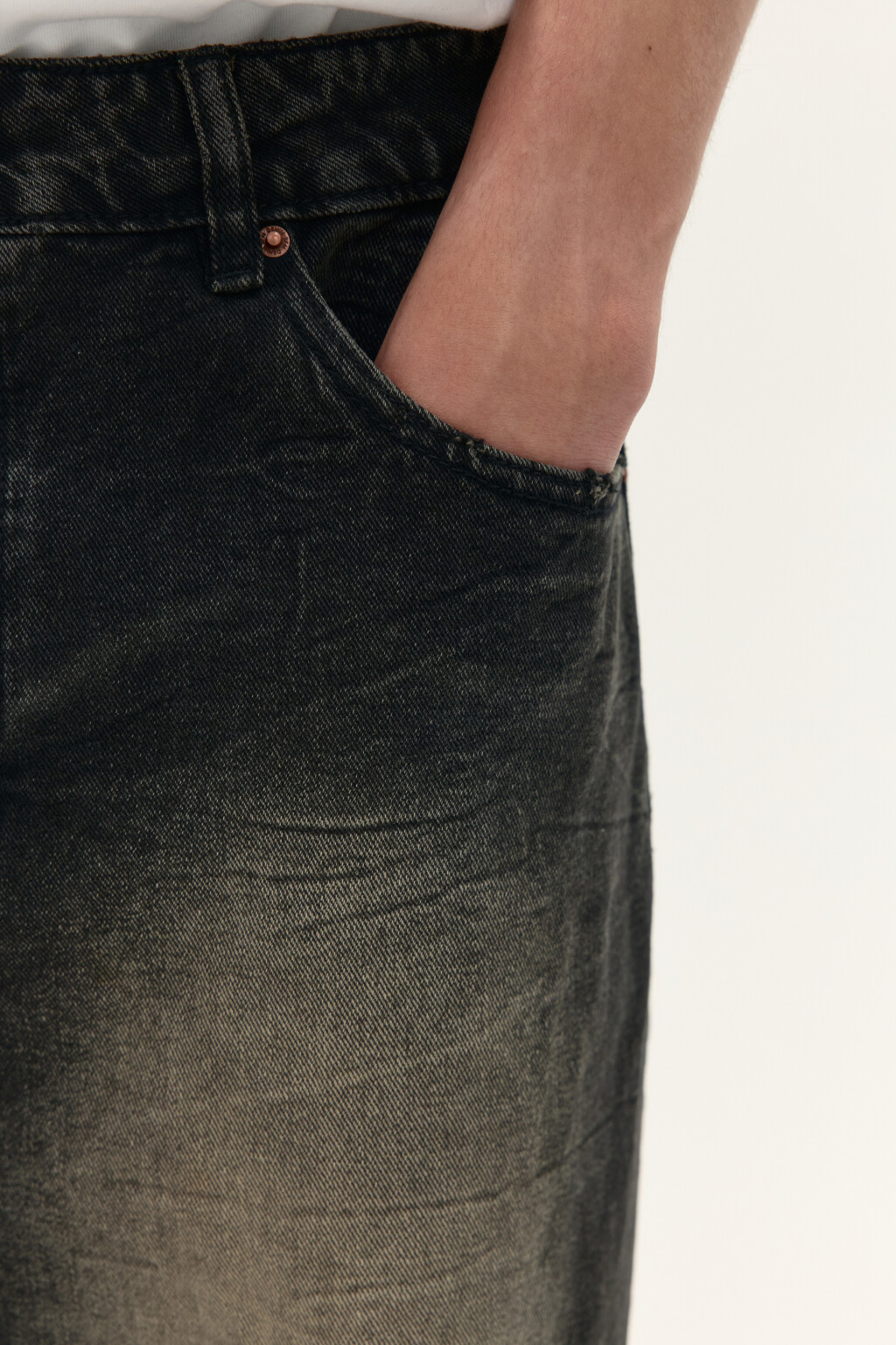 Джинсы широкие с вареным эффектом - цвет черный - 6