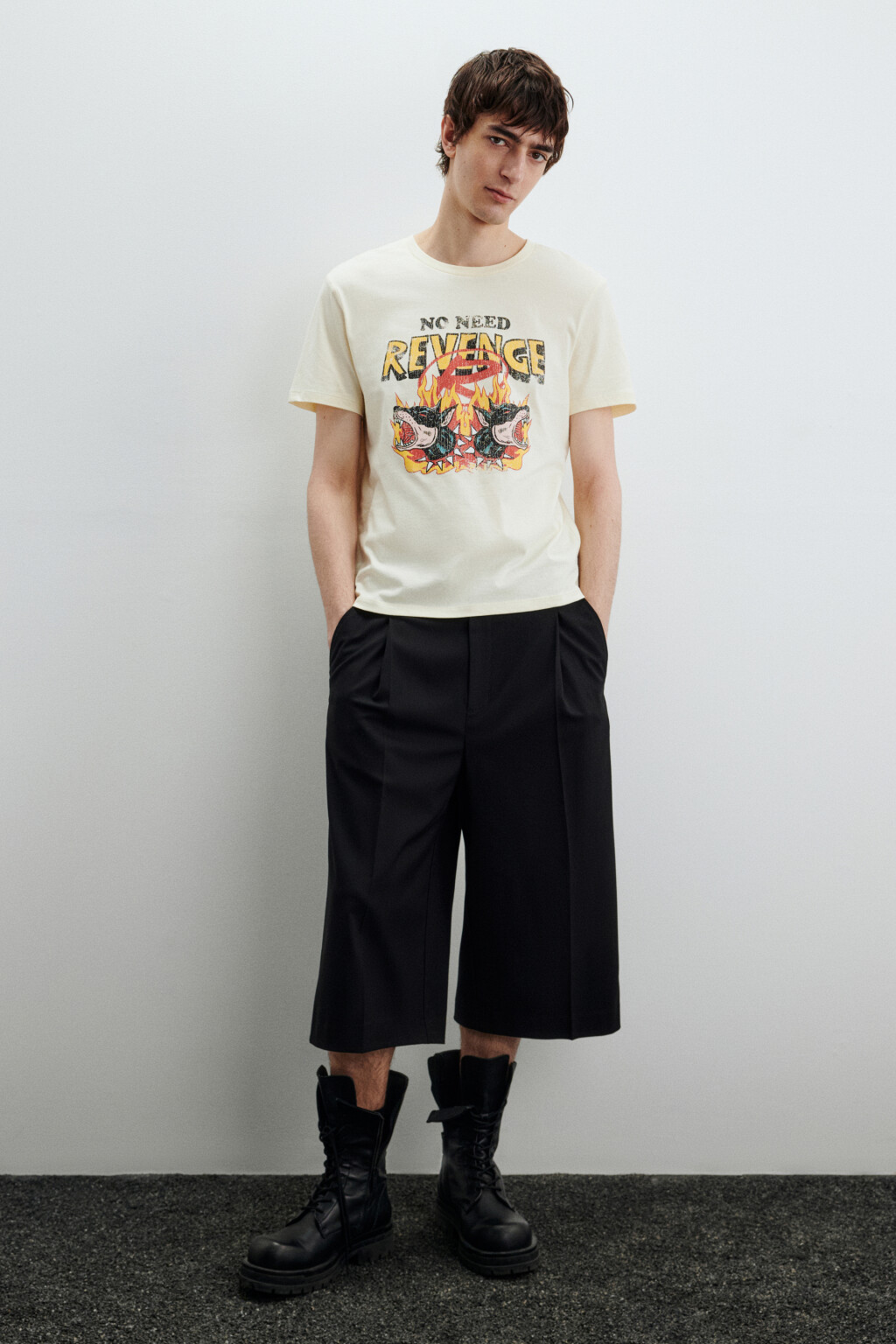 Шорты-бермуды костюмные широкие - цвет черный - 6