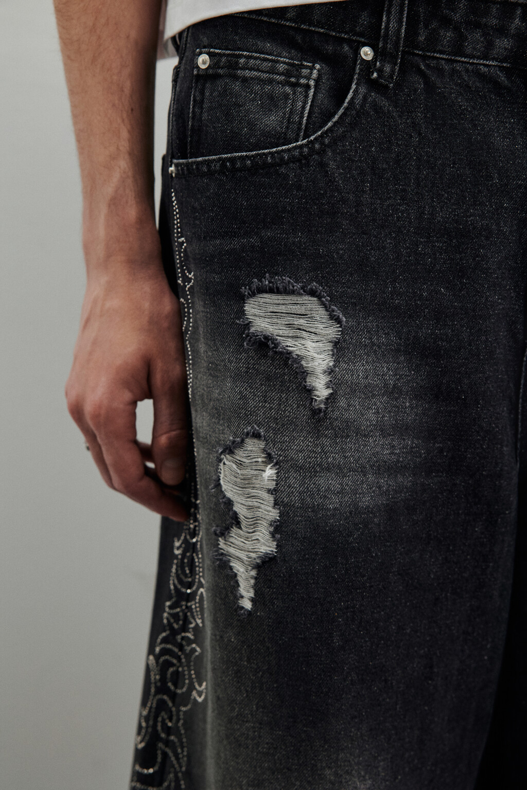 Джортсы рваные со стразами - цвет серый - 5