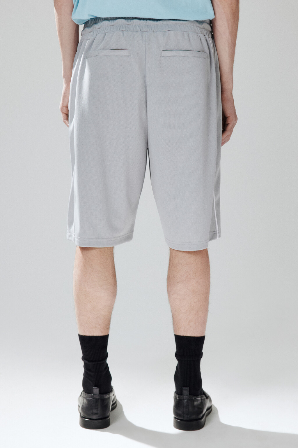 Шорты спортивные из сетки с лампасами - цвет серый - 3