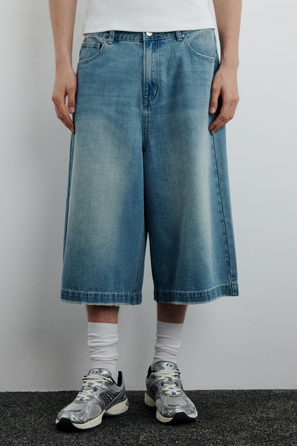 Джортсы широкие с вышивкой - цвет голубой - 2