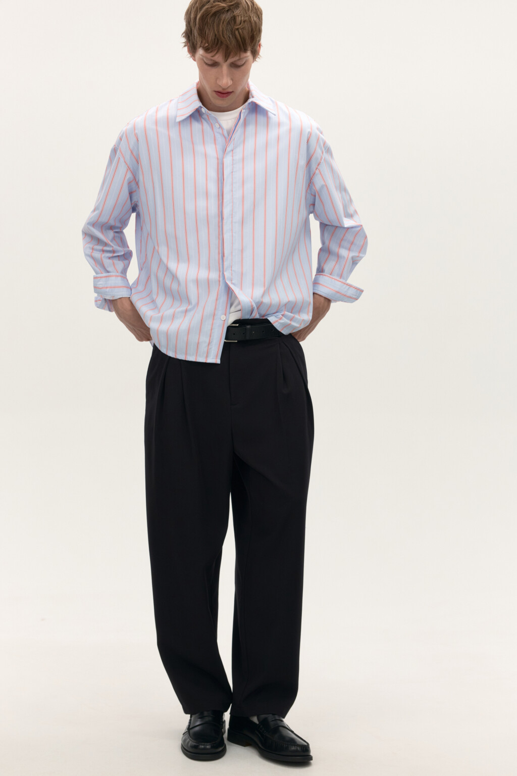 Рубашка oversize в полоску с нашивкой - цвет голубой - 2