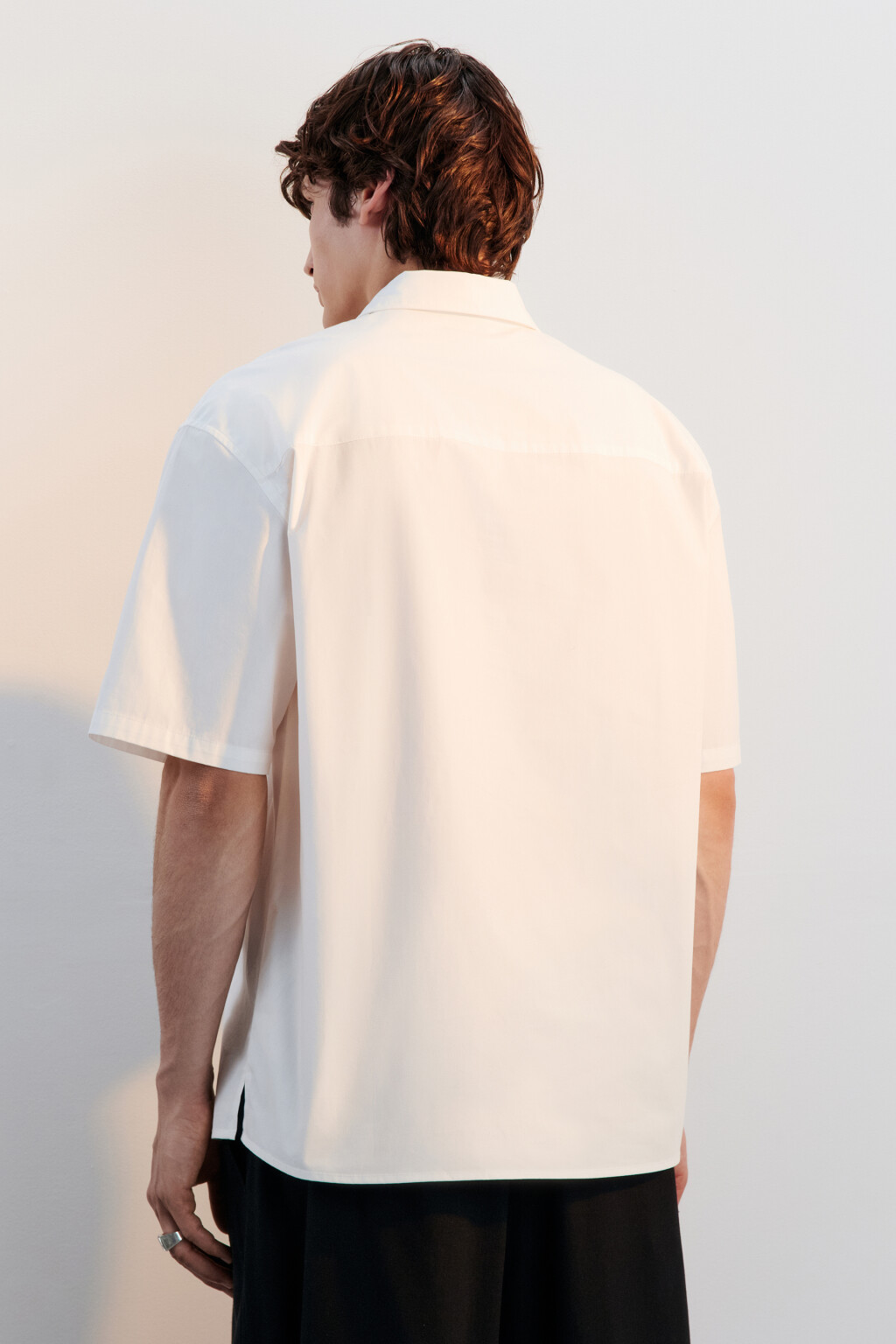 Рубашка хлопковая с принтом-надписью - цвет белый - 3