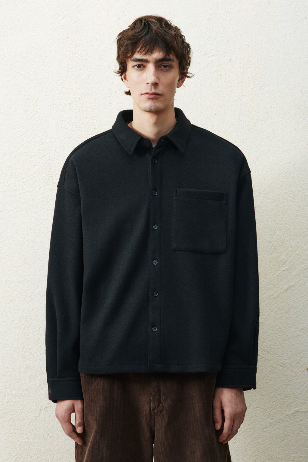 Рубашка-овершот с карманом - цвет черный - 2