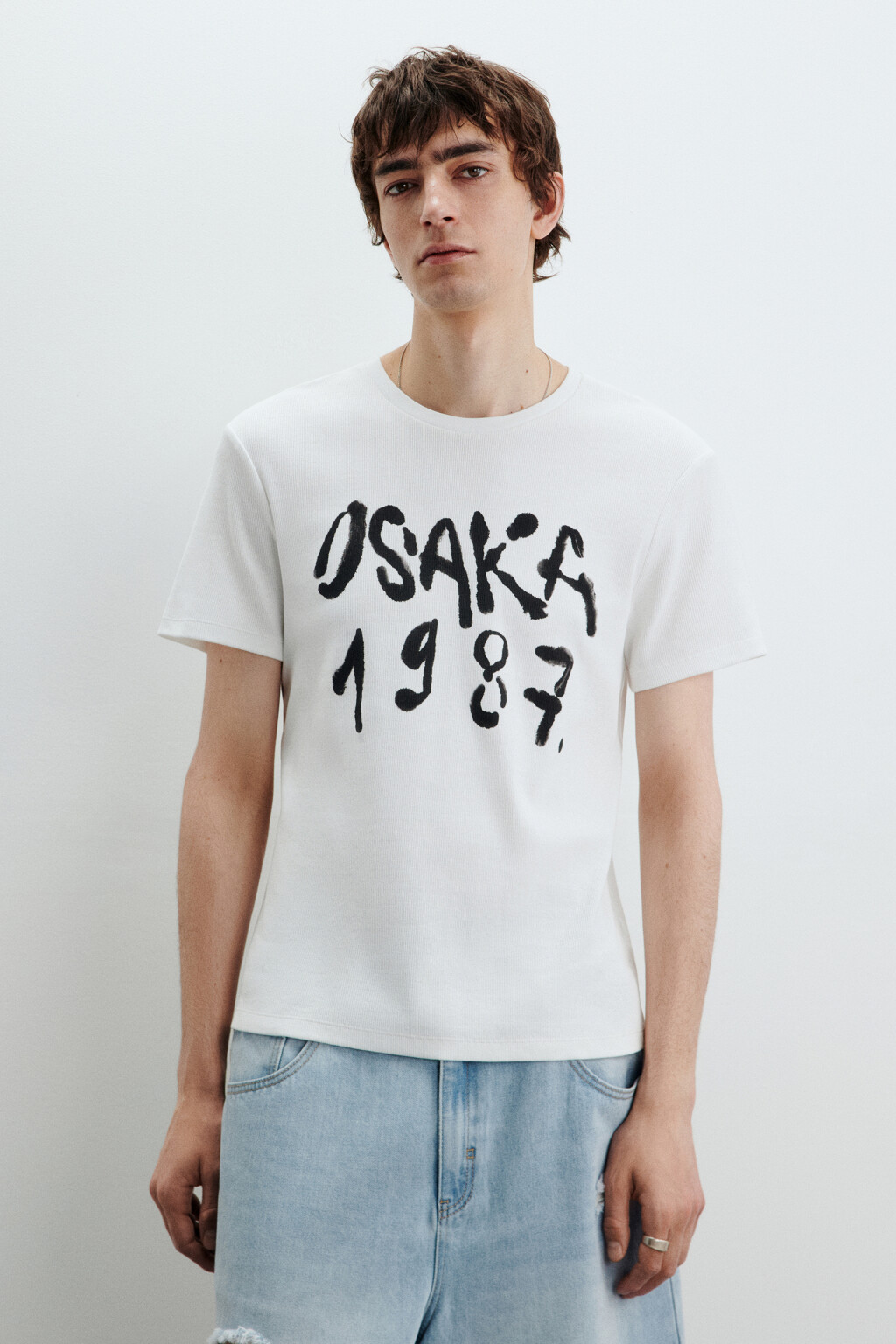 Футболка в рубчик с надписью - цвет белый - 2