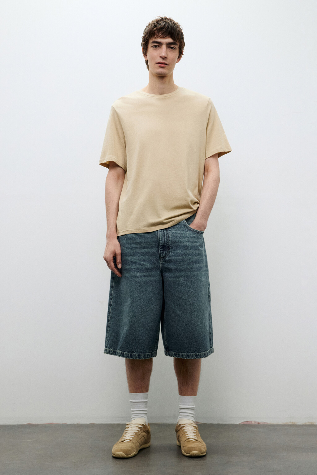 Футболка из легкого хлопкового трикотажа - цвет бежевый - 4