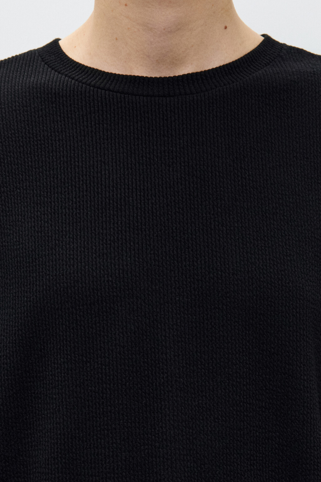 Футболка свободная в рубчик - цвет черный - 5