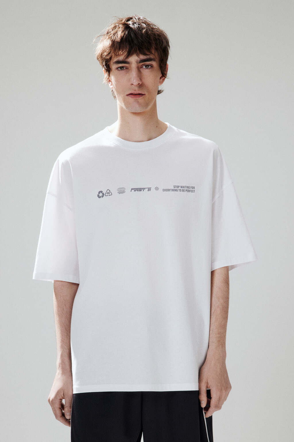 Футболка хлопковая с принтом-надписью - цвет белый - 2