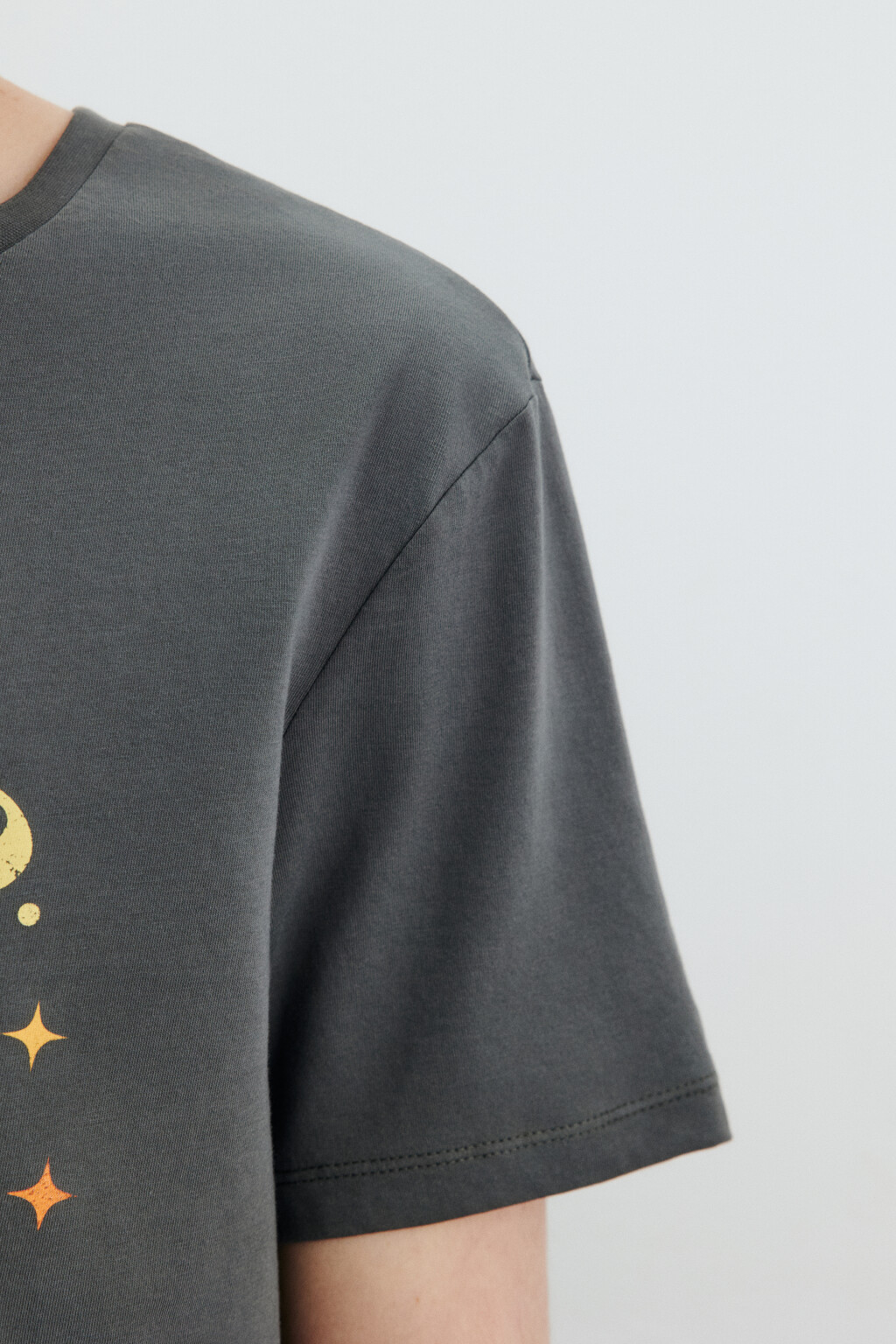 Футболка хлопковая с принтом - цвет серый - 6