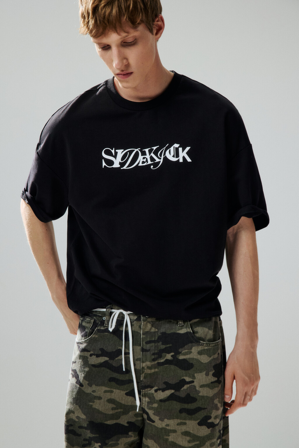 Футболка с принтом-надписью - цвет черный - 1