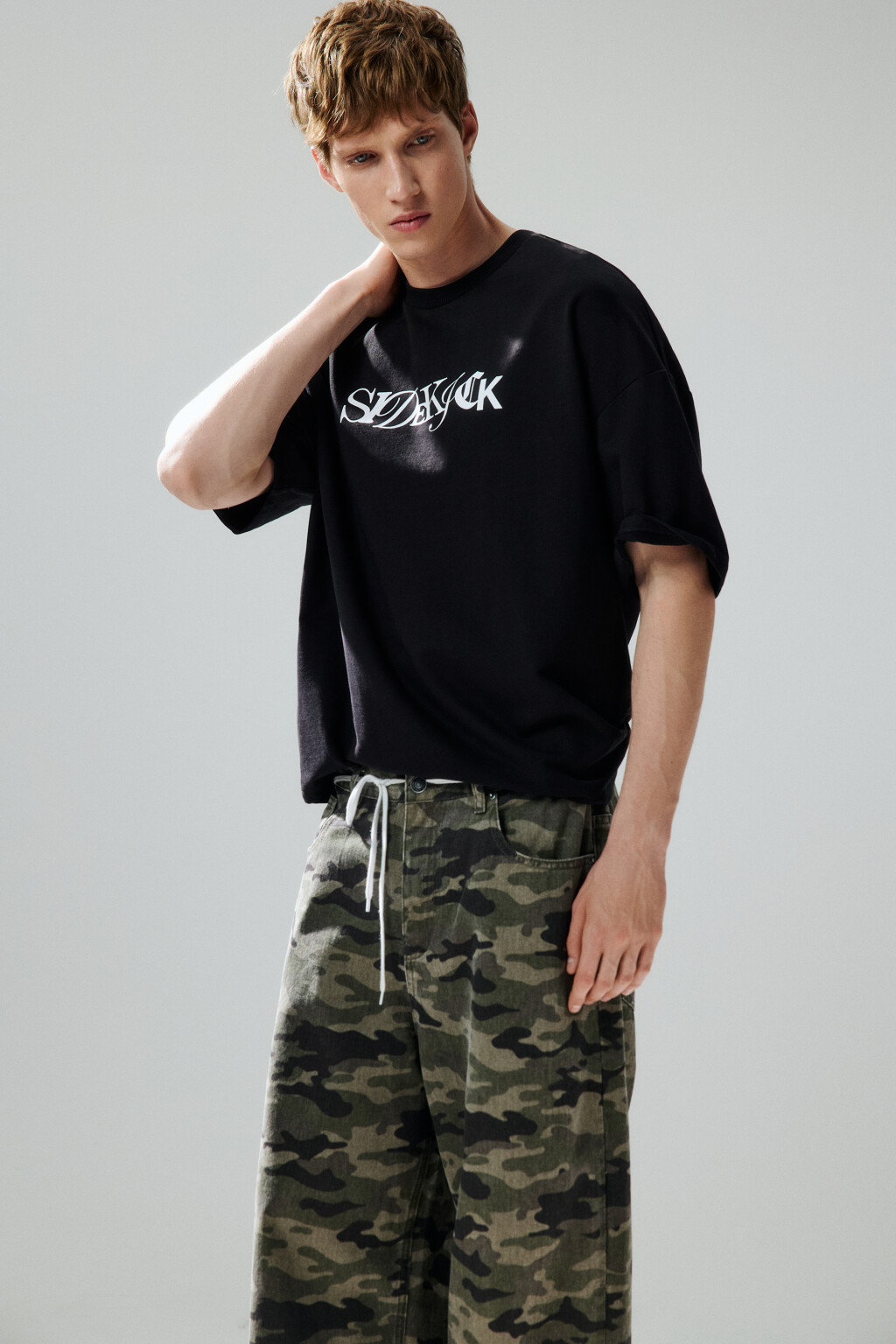 Футболка с принтом-надписью - цвет черный - 2