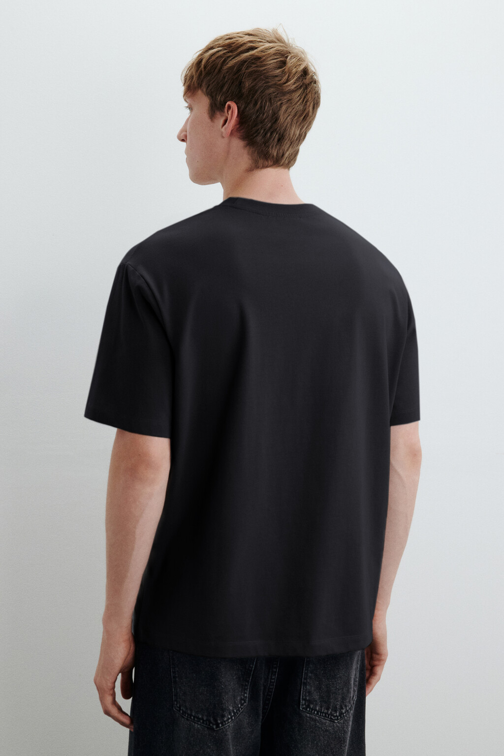 Футболка базовая из плотного хлопка - цвет черный - 2