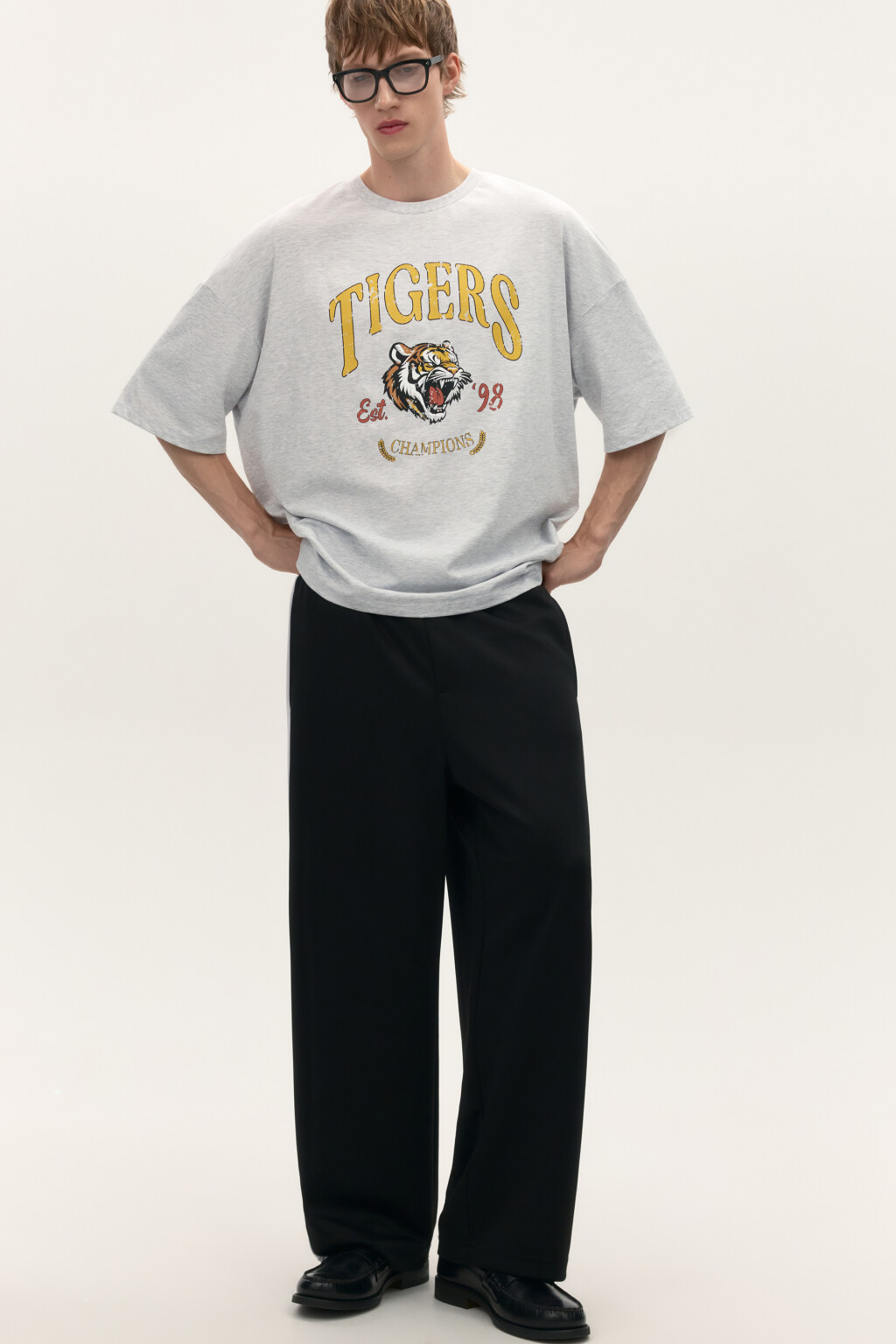 Футболка трикотажная с принтом - цвет серый - 4