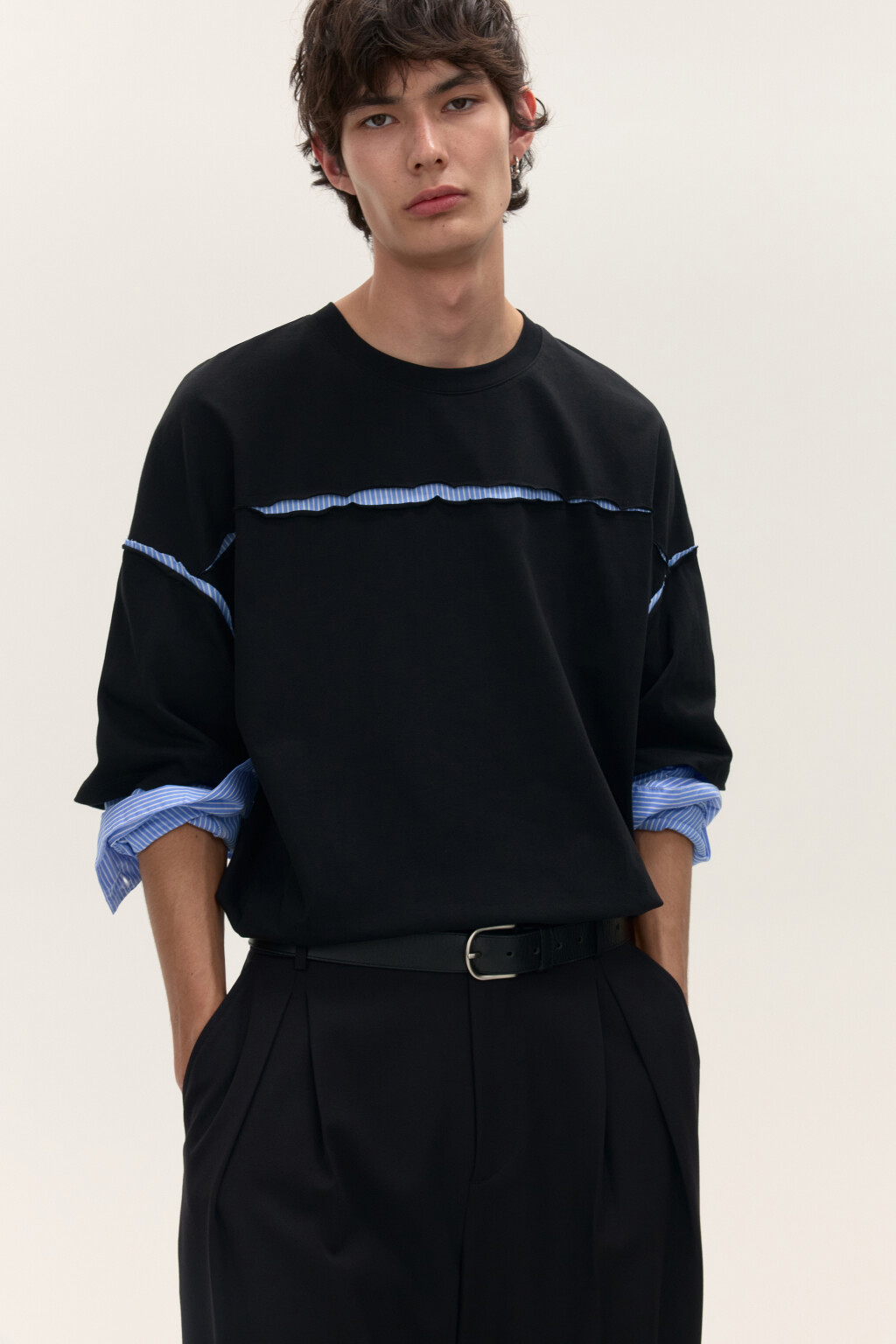 Лонгслив рваный с рубашкой в полоску - цвет черный - 2