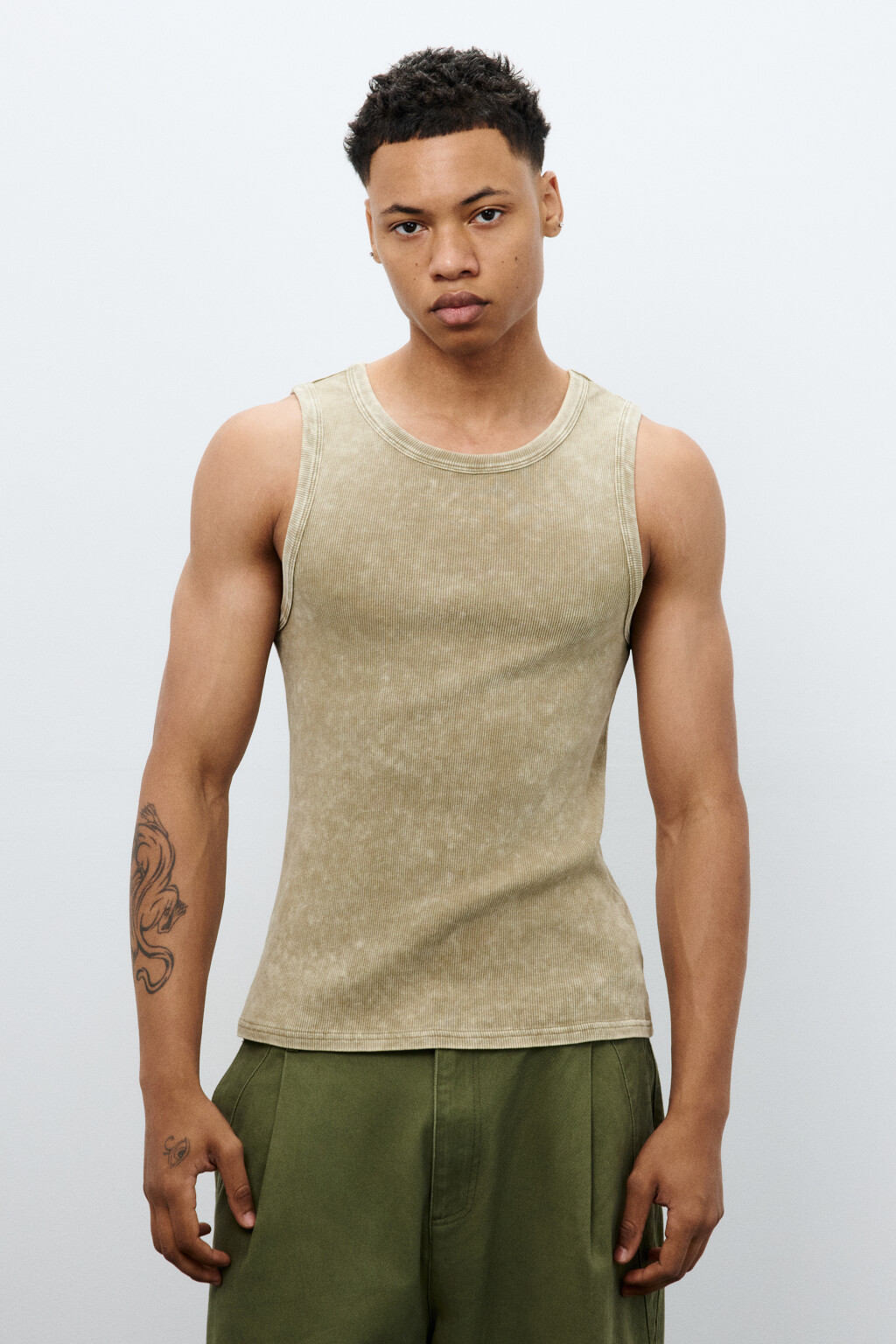 Майка в рубчик с вареным эффектом - цвет зеленый - 2