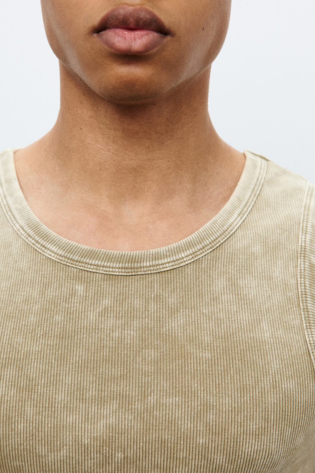 Майка в рубчик с вареным эффектом - цвет зеленый - 5