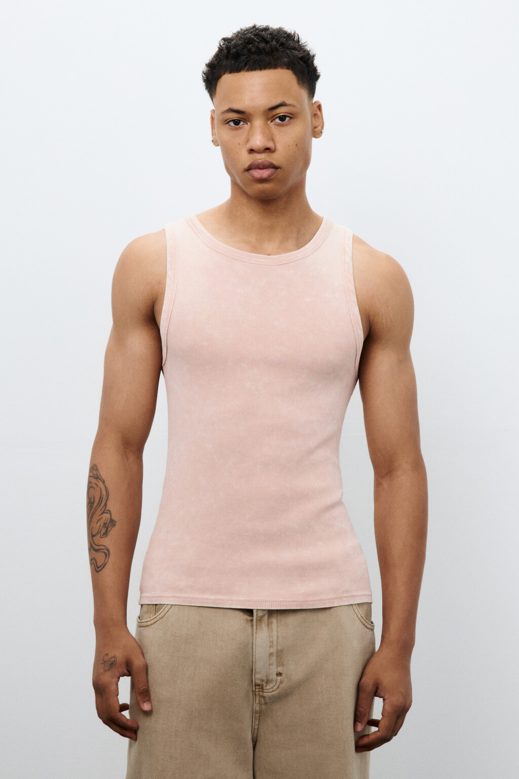 Майка в рубчик с вареным эффектом - цвет розовый - 2