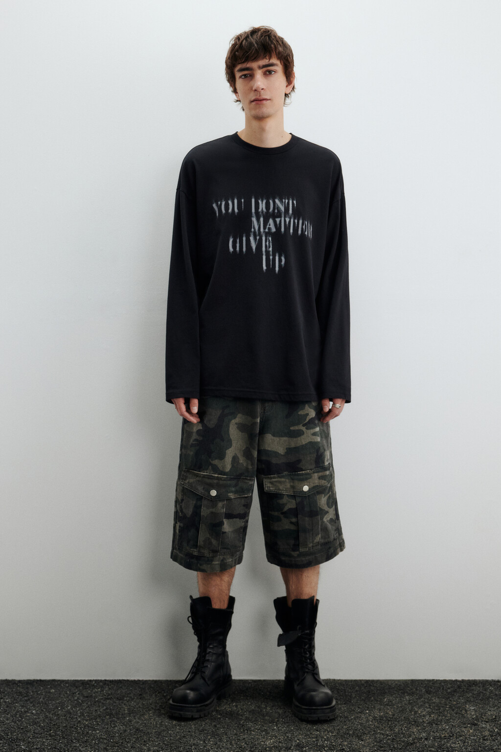 Лонгслив хлопковый с принтом - цвет черный - 6